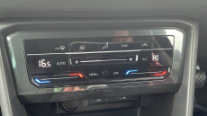 Volkswagen Tiguan 2.0 TDI Life 5dr DSG Diesel Estate